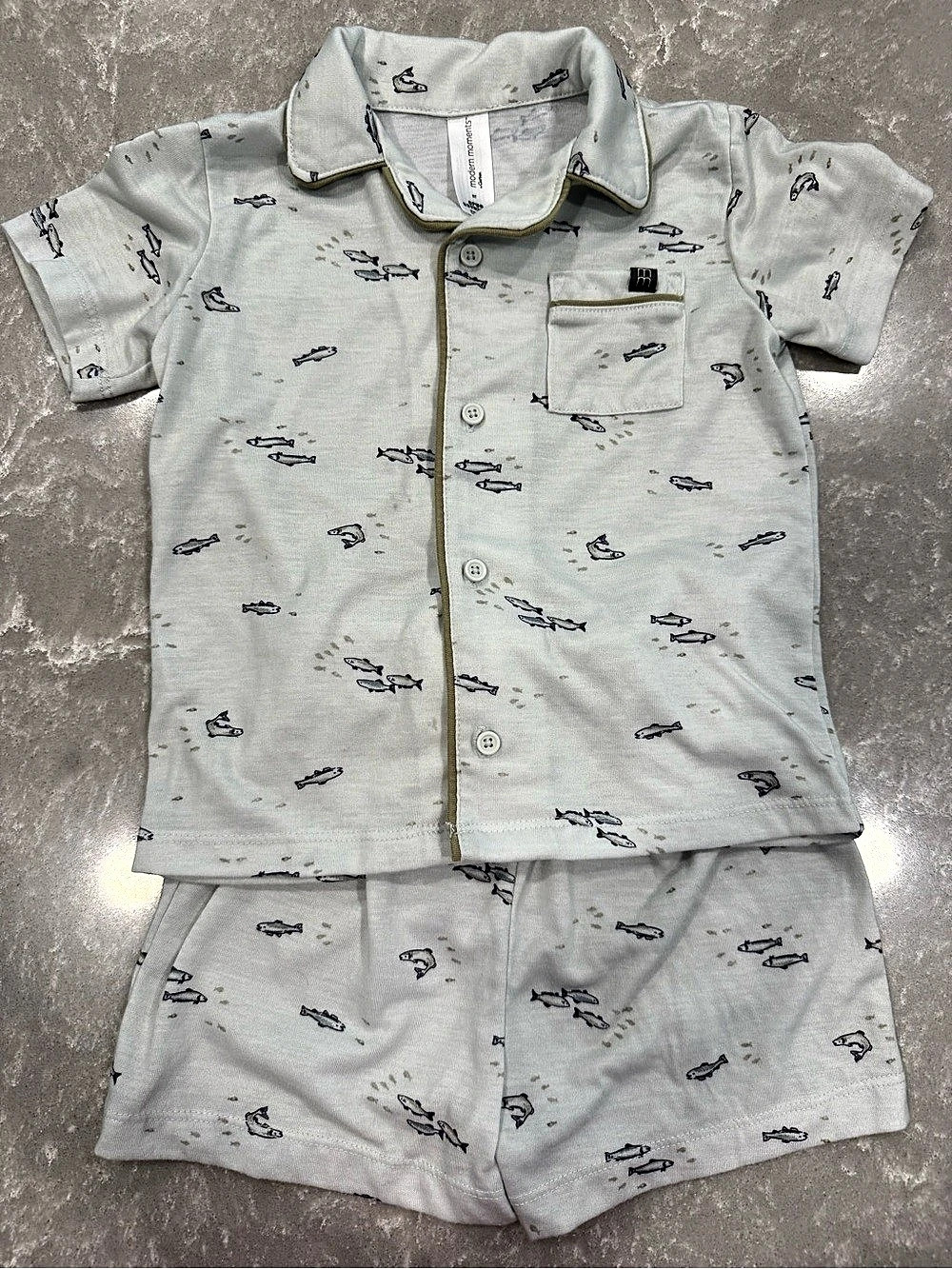 Modern Moments Boys 5T Fish Pajama Set Button Shirt Shorts Like New